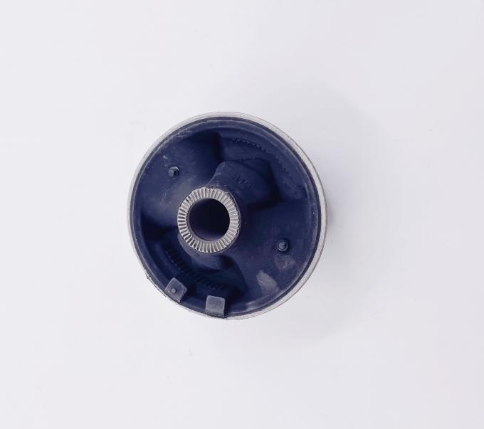 48655-12170 imballaggio automatico posteriore della persona neutrale della boccola 48655-12170 del braccio di gomma dello stabilizzatore delle parti della sospensione a richiesta 1